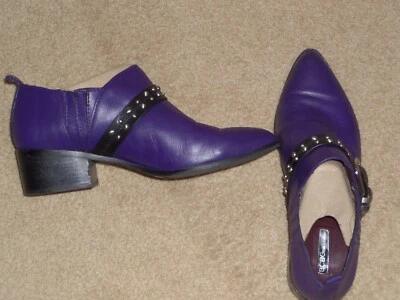 GUC BCBG BCBGeneration Violet leather with black studded Boot Bootie EU 39 US 9 - Image 1 of 4