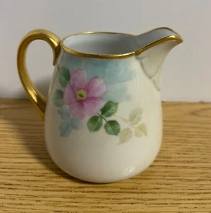 Crema Nippon pintada a mano diseño floral rosa detalles dorados porcelana vintage - Imagen 1 de 10