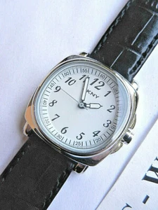 DKNY + DESIGNER WATCH + NY3620 + LADY MODEL + NEW/NEW - Picture 1 of 4