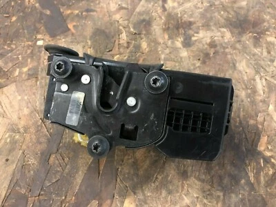2008 pontiac g6 door latch actuator ( passenger rear ) 2007-2010 - Image 1 of 2