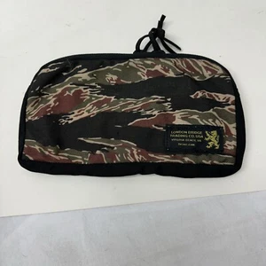 London Bridge LBT 8033A Slim Utility Pouch Vietnam Tiger Stripe Black MOLLE VS17 - Picture 1 of 4