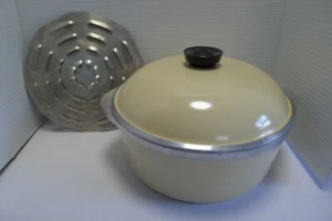 Club Aluminum Almond 4 QT Stock Pot Non-Stick w/ Lid & Insert - Picture 1 of 18