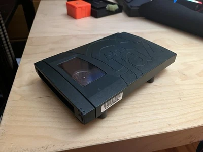 Iomega Jaz 2 GB SCSI Portable External Hard Drive V2000S - No AC Adapter/Cables - Image 1 of 4