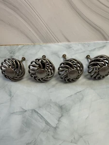 4x Perilla de gabinete para jaula de pájaros Tirador de cajón Metal cepillado, Tornillo de fijación, usado - Imagen 1 de 10