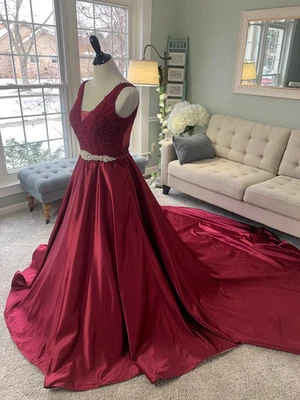 Luxury Burgundy Satin Wedding Dresses with Court Train V Neck Bridal Gowns - Image 1 of 4