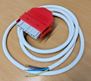 Flex 7 FL4100PVC2/R Red Luminaire Lead 2m 1.0mm 4core White Flex - Picture 1 of 1