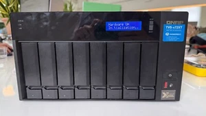QNAP TVS-x72XT - 8 Bay - Intel 8th Gen Processor - No Hard drives - Photo 1/11