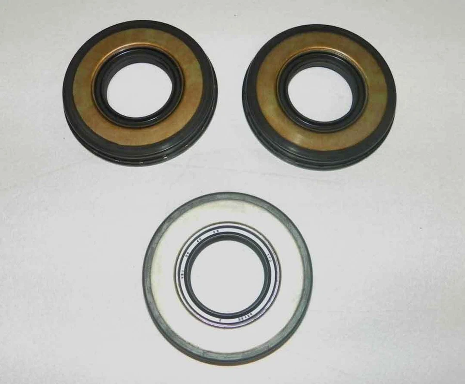 WSM Crankshaft Oil Seal Kit: Tiger Shark 770 - 009-909-01 - Image 1 of 1