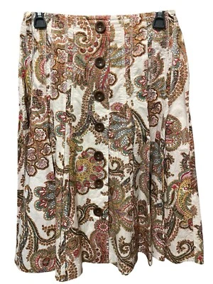 Cabi Size 6 Cotton Pleated Paisley Print A-Line Skirt with Buttons in the front - Image 1 of 4
