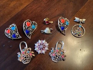 Nine Fun Pins Christmas Mother’s Day Valentine’s Day Unmarked Costume - Picture 1 of 8