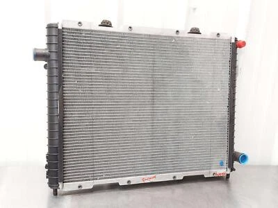 Radiador principal deportivo Lotus Evora 410 2018 B132K0162F *aletas dobladas* Foto 1 de 4