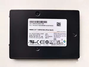 Samsung PM983 7.68TB SSD 2.5" NVMe PCIe Gen 3 U.2 Enterprise Internal Storage - Picture 1 of 2
