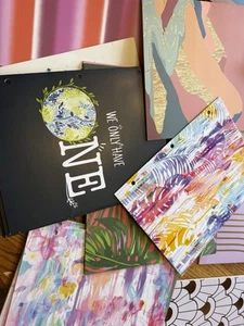 Lot of 25 plus Back 2 School Pocket File Folders NEW (contains Duplicates) - Picture 1 of 16