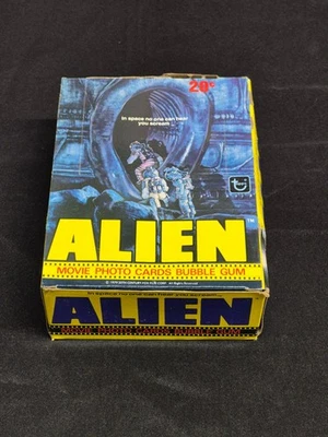 Tarjetas fotográficas de película Topps Alien 1979 caja de goma de mascar 36 paquetes sellados Foto 1 de 4