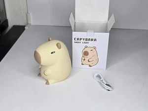 SÜSSES CAPYBARA SILIKON NACHTLICHT USB WIEDERAUFLADBAR TIMING DIMMEN KINDERZIMMER LAMPE - Bild 1 von 6
