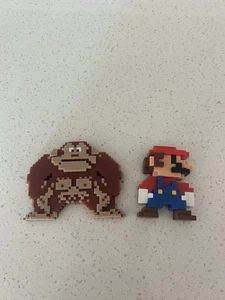 Super Mario World Of Nintendo 8 Bit Modern Colored Mario & Donkey Kong - Picture 1 of 2