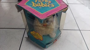 Neu im Karton selten Vintage 1999 Furby Babies Tiger elektronisch von Hasbro weiß - neu in Box - Bild 1 von 10