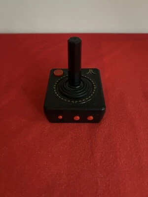 ATARI 2600 Flashback Joystick Wireless Controller Remote P1 Pre-Owned Powers On - Image 1 of 4