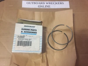 GENUINE NEW MERCURY MARINER PISTON RING SET 83898T 40HP - Picture 1 of 1