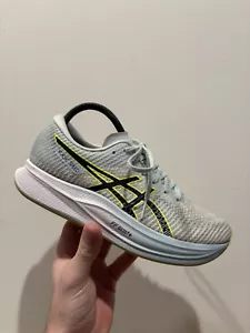 Asics Magic Speed 2 Blue/White 2023 Size 9W EUC 1012B274 - Picture 1 of 9