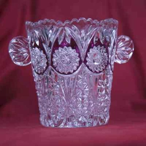 Dunklerer Eiskübel aus Cranberryglas mit geschliffenem Kristall - Weinkühler - Petite Champagne - Bild 1 von 6