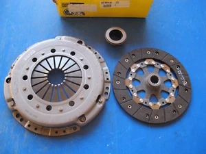 Kit de Embrague LuK para : Opel : Omega 2.3 D Y Td, Vauxhall Carlton Mk III 2.3 - Imagen 1 de 1