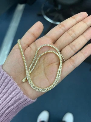 Collar de tenis de compromiso redondo de diamantes/CVD cultivados en laboratorio de 8 quilates de oro amarillo de 14 quilates Foto 1 de 2