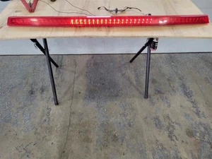 Tercera luz de freno Escalade 2007-2014 probada por el fabricante original 25779085 109 k millas - Imagen 1 de 12