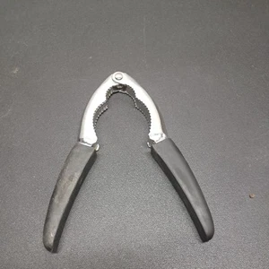 Lobster Claw & Crab Pliers Black rubber Handles. Heavy duty Nut cracker - Picture 1 of 6