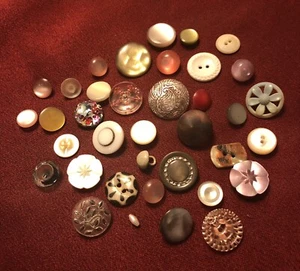 36 seltene Sammlerstücke Vintage Knöpfe - Bild 1 von 3