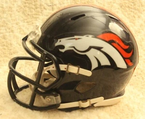 Riddell DENVER BRONCOS 6" Mini Football Helmet NFL - Bild 1 von 1