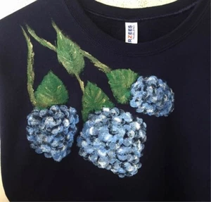 Nueva Sudadera N. AZUL Jerzees DISEÑADA PINTADA A MANO L Colgante Azul Hortensia - Imagen 1 de 3
