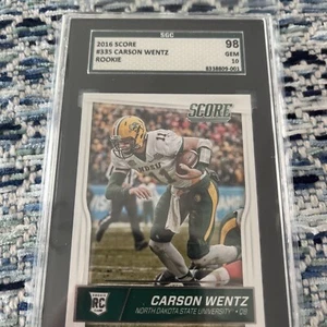 Carson Wentz 2016 score rookie SGC gem 10 - Picture 1 of 2