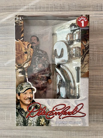 Dale Earnhardt Sr Team Realtree Sportsman Collection by Ertl Collectibles 2002 Cover