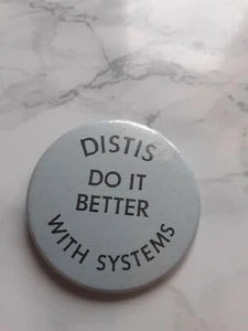 Distis Vintage Badge - Picture 1 of 2