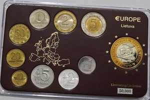 🧭 🇱🇹 LITAUEN POSTFRISCHER SATZ IM KOFFER + ESSAI MEDAILLE B79 #33 LAR - Bild 1 von 3
