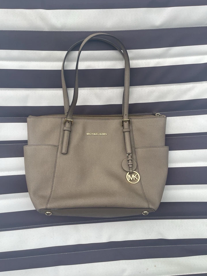 Michael Kors Charlotte Large Saffiano Leather Top-Zip Tote Bag - Image 1 of 3