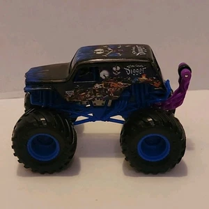 Spin Master - Monster Jam | 1/64 Son-Uva Digger | Series 16 - Wheelie Bar - Bild 1 von 1
