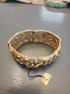 SPECTACULAR VINTAGE TRIFAR SCROLL BRACELET NEW WITH PARTIAL TAG - Picture 1 of 2