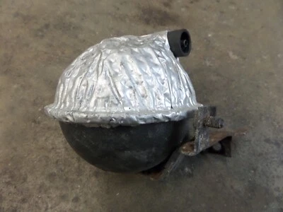 99-03 Volkswagen Eurovan OEM Vacuum Reservoir 054129808 b25a - Image 1 of 4