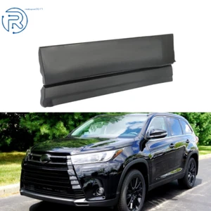 Moldura basculante de puerta trasera izquierda para Toyota Highlander 2014-2019 lado del conductor - Imagen 1 de 14