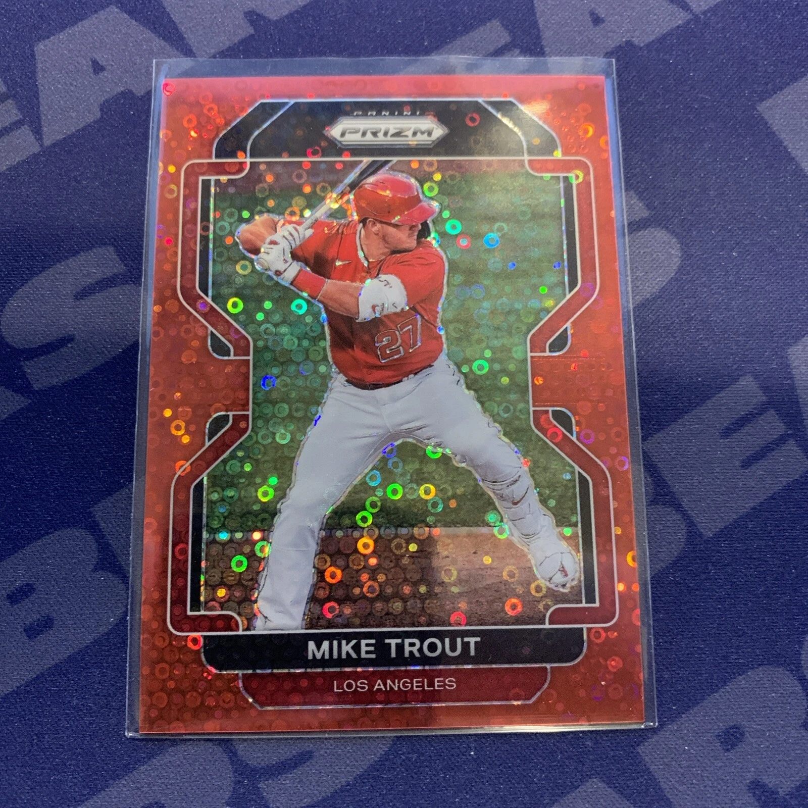 2022 PANINI PRIZM RED DONUT CIRCLES PRIZM #138 MIKE TROUT /99.  AWESOME !!!!