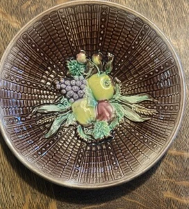 Vintage Majolica Basket Weave Bowl With Fruit Pattern 1890’s French - Imagen 1 de 7