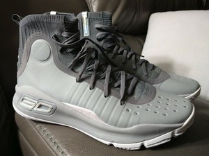 curry 4s grey