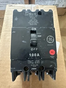 GE 100amp 3pole Circuit Breaker - Picture 1 of 6