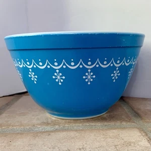 Vintage Pyrex 401 Snowflake Blue Garland Mixing Nesting Bowl Ovenware 1 1/2 PT - Picture 1 of 8
