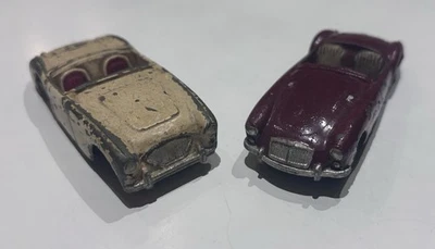 2 x Vintage 1960s Corgi Toys Diecast Sports Cars, #300 Austin Healey & #302 MGA - Image 1 of 4