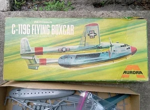 #74 - 1969 AURORA FAIRCHILD C-119G FLYING BOXCAR AIRPLANE MODEL KIT #393-250 - Picture 1 of 13