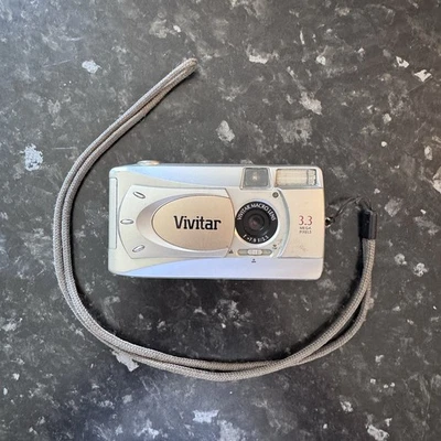 Vivitar Digital Camera Vivicam 3715 3.3MP Silver Tested - Image 1 of 4