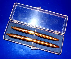 Vintage COMMANDER USA Goldtone Pen Set w/Plastic Case - Picture 1 of 4